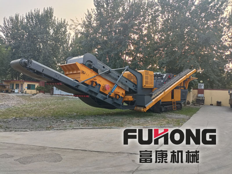履带式全移动反击式午夜家庭影院站 履带式全移动反击式午夜家庭影院站